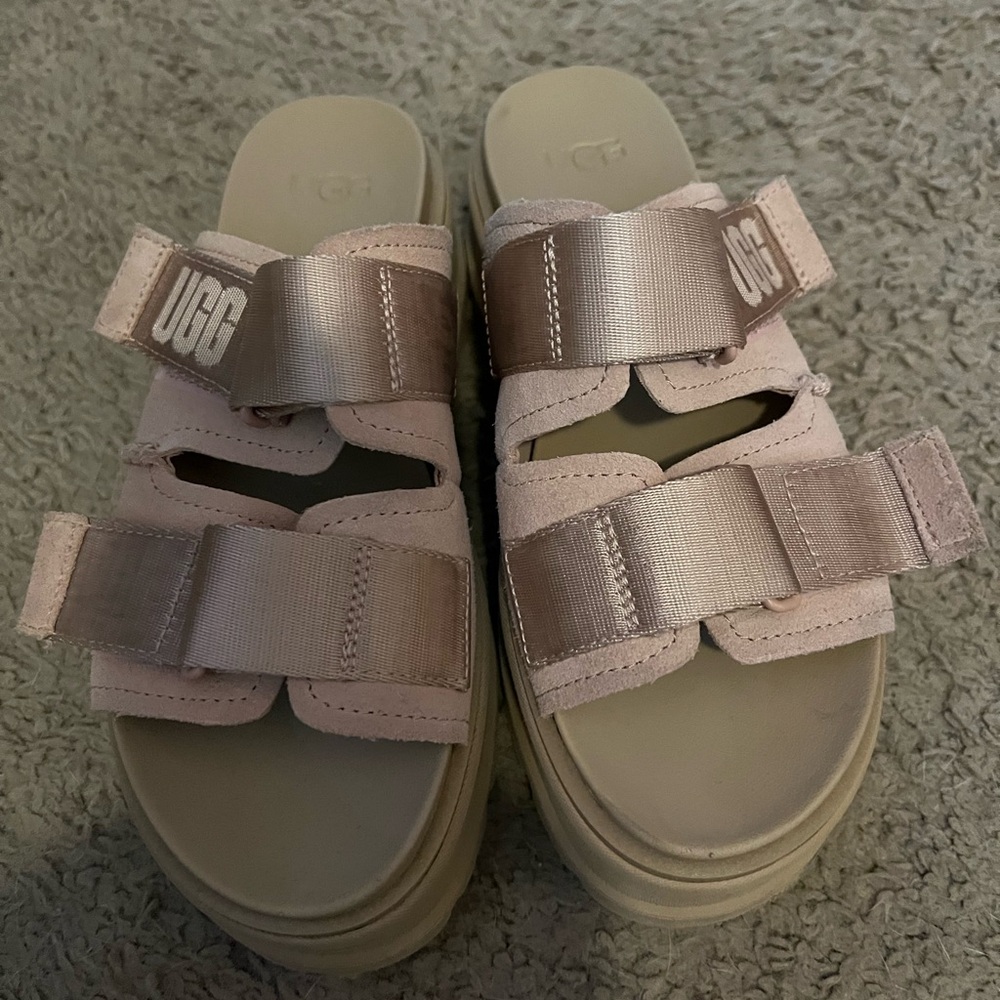 UGG Clem Platform light pink size 6.5 women